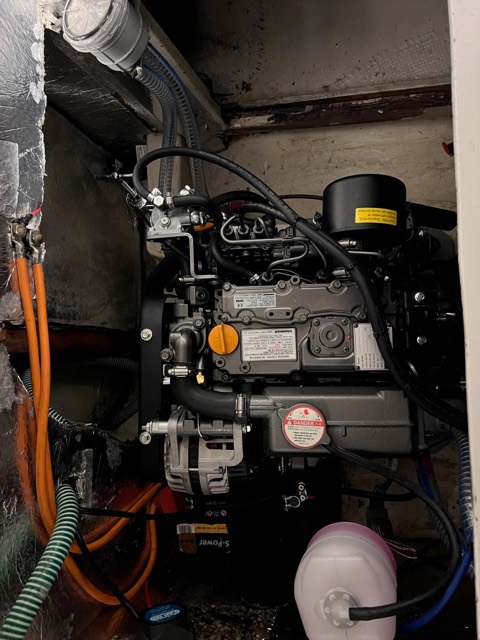 Neue Yanmar-Maschine im Motorraum